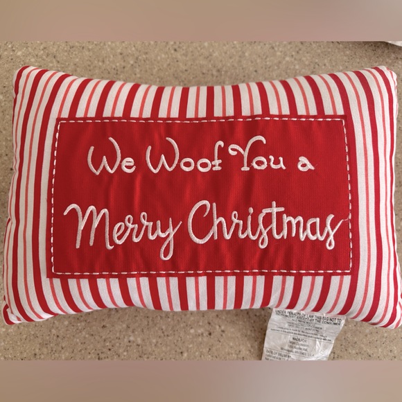 Holiday Adorable Christmas Pillow Poshmark